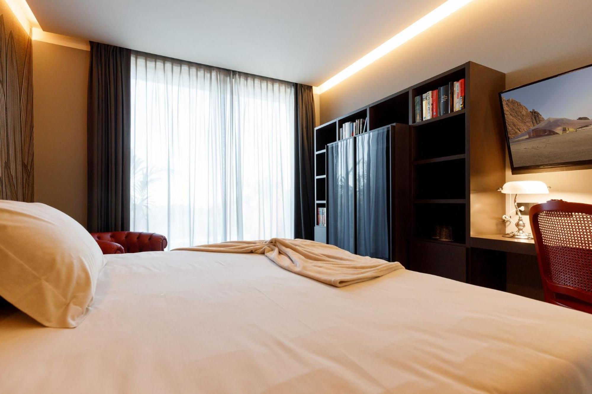 Deville & Spa Costermano Szoba fotó